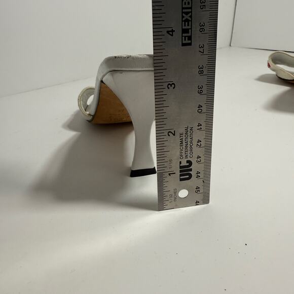 Fendi 9 Vtg Zucca FF Logo Canvas Slides Beaded Floral White Kitten Heel Mule - Picture 10 of 11